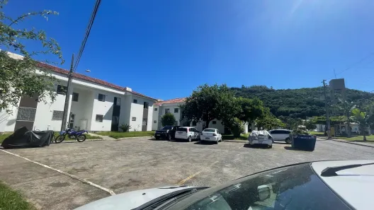 Apartamento com 2 Quartos para alugar, 50m² no Canasvieiras, Florianópolis