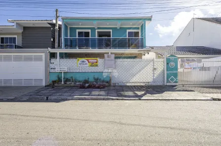 Sobrado com 5 Quartos à venda, 210m² no Umbará, Curitiba