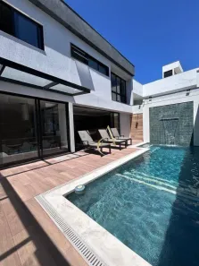 Casa de Condomínio com 8 Quartos à venda, 540m² no Sahy, Mangaratiba