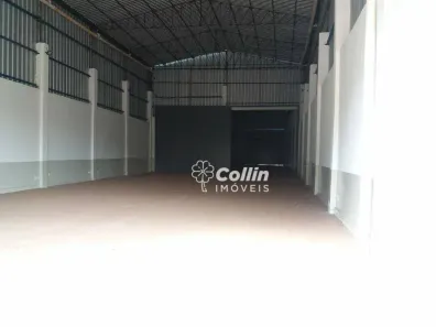 Galpão/Depósito/Armazém para alugar, 700m² no São Benedito, Uberaba