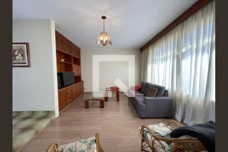 Casa com 3 Quartos à venda, 243m² no Vila Lageado, São Paulo