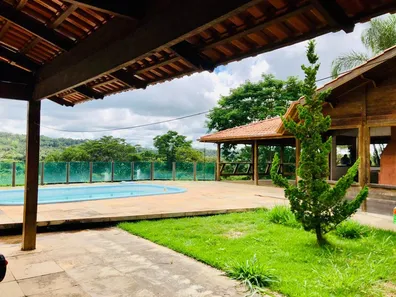 Casa de Condomínio com 4 Quartos à venda, 400m² no , Esmeraldas