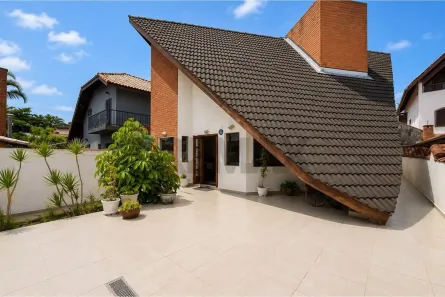 Casa com 3 Quartos à venda, 188m² no Parque Turistico, Peruíbe
