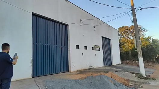 Galpão/Depósito/Armazém para venda ou aluguel, 420m² no Marajoara, Várzea Grande