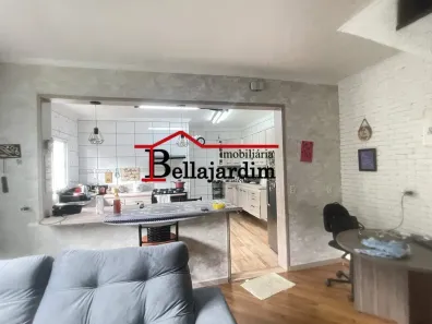 Sobrado com 4 Quartos à venda, 215m² no Jardim Las Vegas, Santo André