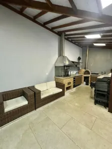 Sobrado com 4 Quartos à venda, 311m² no Pastoril, Ribeirão Pires
