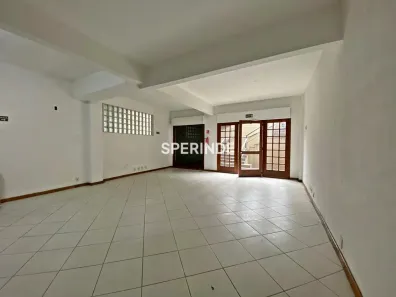 Ponto Comercial para alugar, 77m² no Cavalhada, Porto Alegre