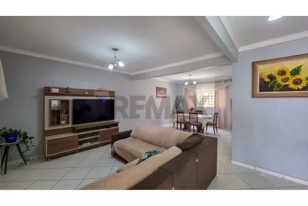 Casa com 3 Quartos à venda, 250m² no Taguatinga Sul, Brasília