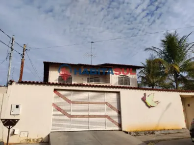 Casa com 5 Quartos à venda, 300m² no Jardim Bela Vista, Goiânia