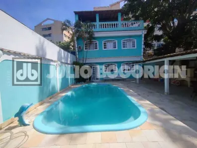 Casa de Condomínio com 4 Quartos à venda, 200m² no Taquara, Rio de Janeiro