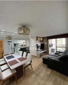 Apartamento com 3 Quartos para alugar, 74m² no Zona 02, Maringá