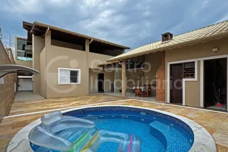 Casa com 3 Quartos à venda, 246m² no Jardim Beira-Mar, Peruíbe