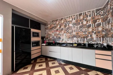 Casa com 3 Quartos à venda, 200m² no Floresta, Cascavel