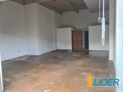 Galpão/Depósito/Armazém para alugar, 115m² no Laranjeiras, Uberlândia