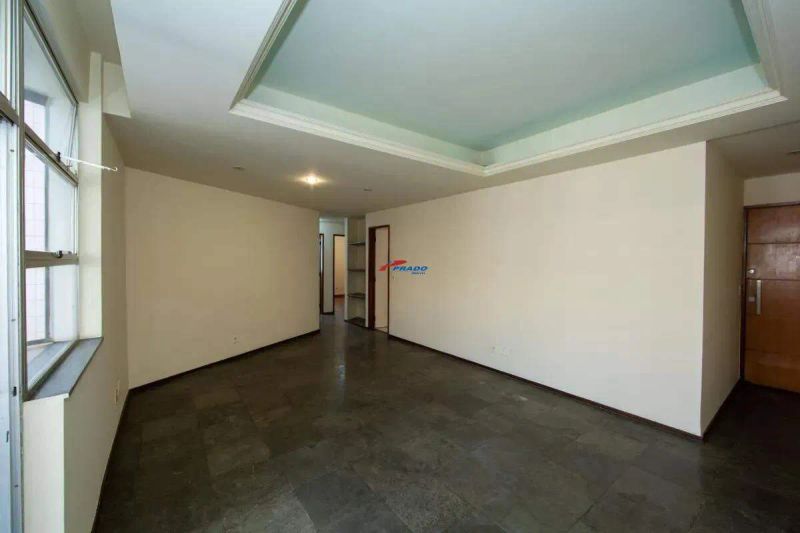 Apartamento com 3 quartos — Grajaú, Belo Horizonte