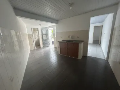 Casa com 1 Quarto para alugar, 40m² no Parque Vitória, São Paulo