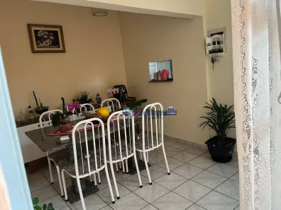 Casa com 5 Quartos à venda, 193m² no Parque São Domingos, São Paulo