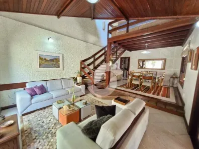 Casa com 5 Quartos à venda, 360m² no Vila Progresso, Niterói