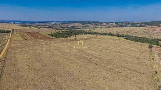 Fazenda/Sítio com 2 Quartos à venda, 822800m² no Setor Marista, Goiânia