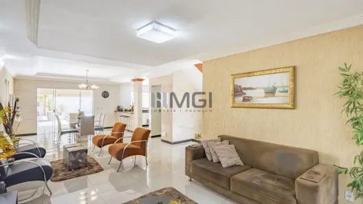 Sobrado com 3 Quartos à venda, 250m² no Loteamento Portal do Sol I, Goiânia