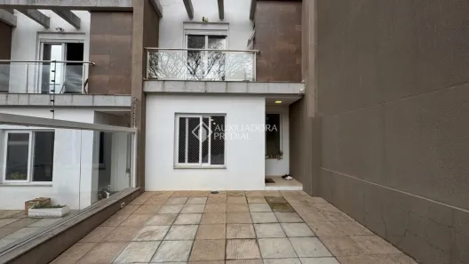 Sobrado com 2 Quartos para alugar, 110m² no Nossa Senhora das Graças, Canoas
