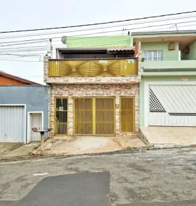 Casa com 3 Quartos para alugar, 272m² no Parque Residencial Aeroporto, Limeira