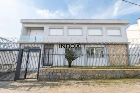 Casa com 4 Quartos para alugar, 220m² no Partenon, Porto Alegre