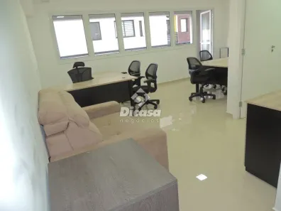 Sala Comercial com 2 Quartos para alugar, 43m² no Centro, Curitiba