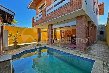 Casa com 5 Quartos à venda, 393m² no Estancia Sao José, Peruíbe