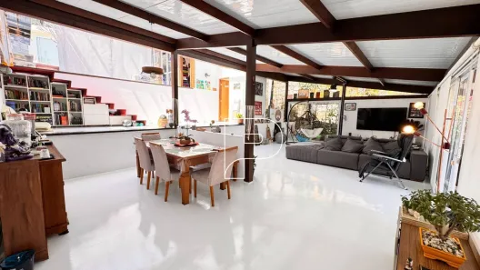 Casa de Condomínio com 3 Quartos para venda ou aluguel, 330m² no Jardim Indaiá, Embu das Artes