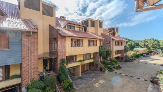Casa de Condomínio com 4 Quartos à venda, 338m² no Boa Vista, Porto Alegre