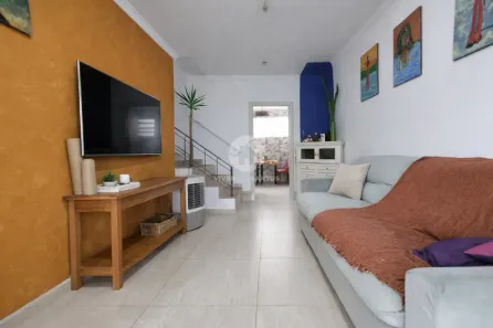 Sobrado com 3 Quartos à venda, 150m² no Vila Mathias, Santos