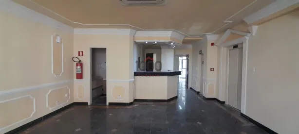 Sala Comercial para alugar, 270m² no Centro, Juiz de Fora