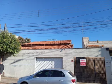 Casa com 4 Quartos à venda, 250m² no Interlagos, Londrina