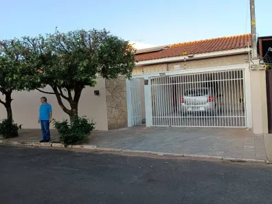 Casa com 3 Quartos à venda, 155m² no Jardim Caparroz, São José do Rio Preto