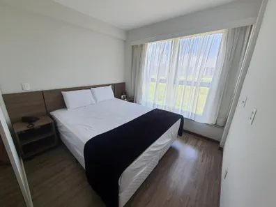 Flat com 1 Quarto para alugar, 48m² no Camorim, Rio de Janeiro
