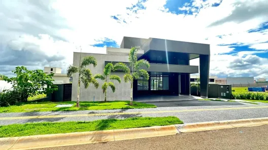 Casa de Condomínio com 4 Quartos à venda, 320m² no Parque Cidade, Goiânia