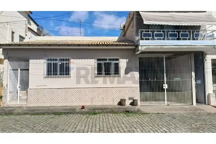 Casa com 6 Quartos à venda, 298m² no Centro, Guaçuí