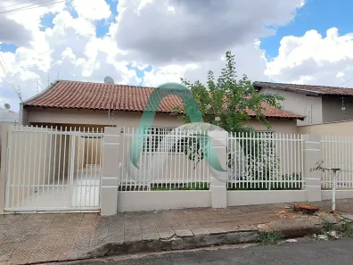 Casa com 2 Quartos à venda, 130m² no Monte Belo, Londrina