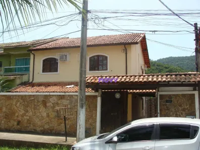 Casa com 3 Quartos à venda, 150m² no Badu, Niterói
