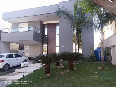 Sobrado com 4 Quartos à venda, 420m² no Jardim Itália, Cuiabá