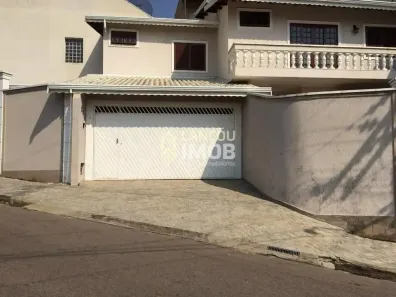 Sobrado com 3 Quartos à venda, 182m² no Vila Galvão, Jundiaí