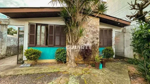 Casa com 3 Quartos à venda, 150m² no Medianeira, Porto Alegre