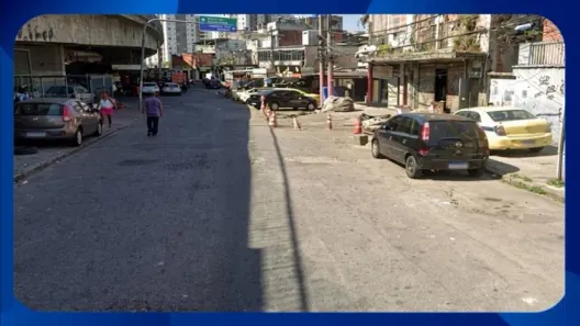 Lote/Terreno com 1 Quarto à venda, 10m² no Del Castilho, Rio de Janeiro