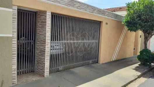 Casa com 3 Quartos à venda, 281m² no Vila Xavier (Vila Xavier), Araraquara