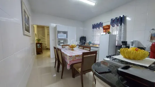Casa com 5 Quartos à venda, 371m² no Carianos, Florianópolis