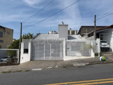 Casa com 3 Quartos à venda, 141m² no Canto, Florianópolis