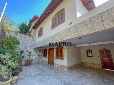 Casa com 4 Quartos à venda, 273m² no Alto Caiçaras, Belo Horizonte
