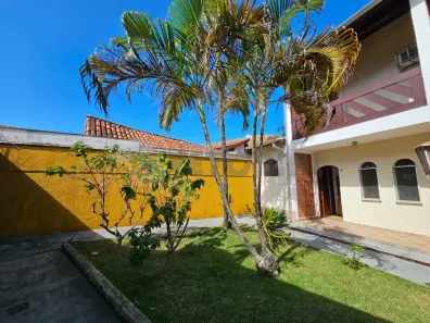 Casa de Condomínio com 3 Quartos à venda, 73m² no Balneário Forest, Caraguatatuba