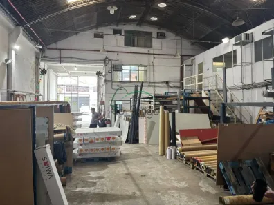 Galpão/Depósito/Armazém para alugar, 500m² no Bonsucesso, Rio de Janeiro